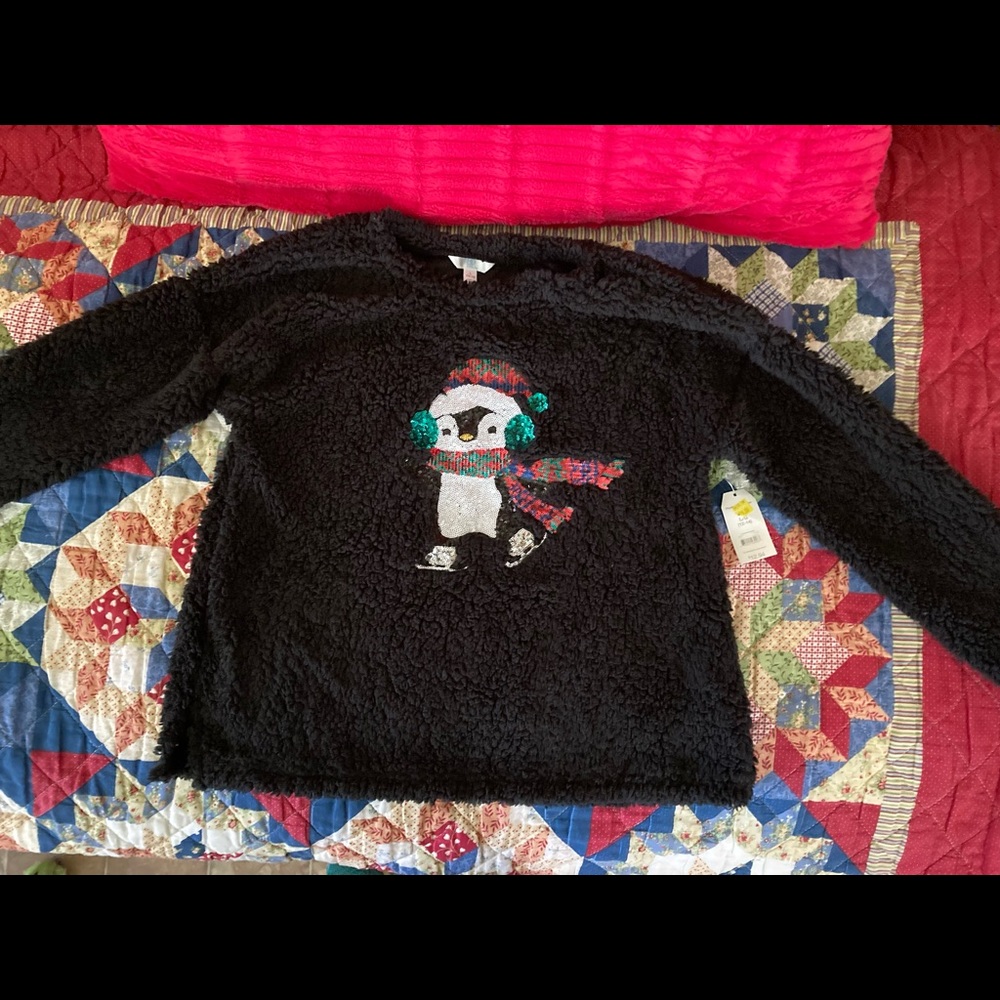 Black fleece pullover warm cute sequin penguin.
